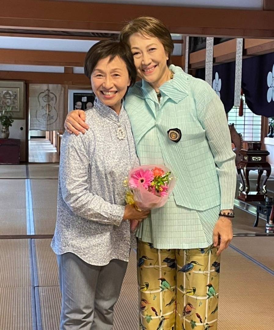 「うれしいプレゼント」関連画像