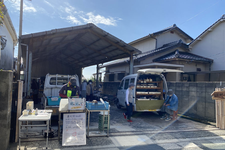 「久しぶりの出会い」関連画像