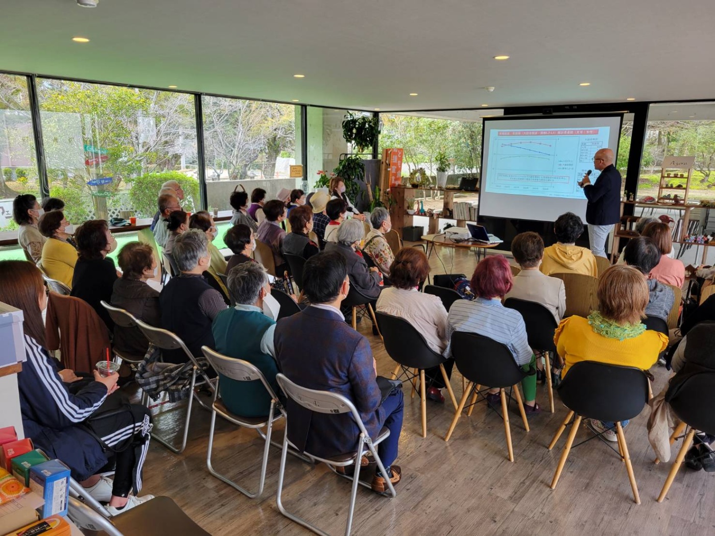 「大盛況～⤴️」関連画像