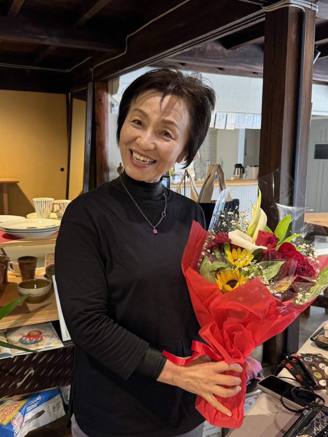 「幸せ～💐」関連画像