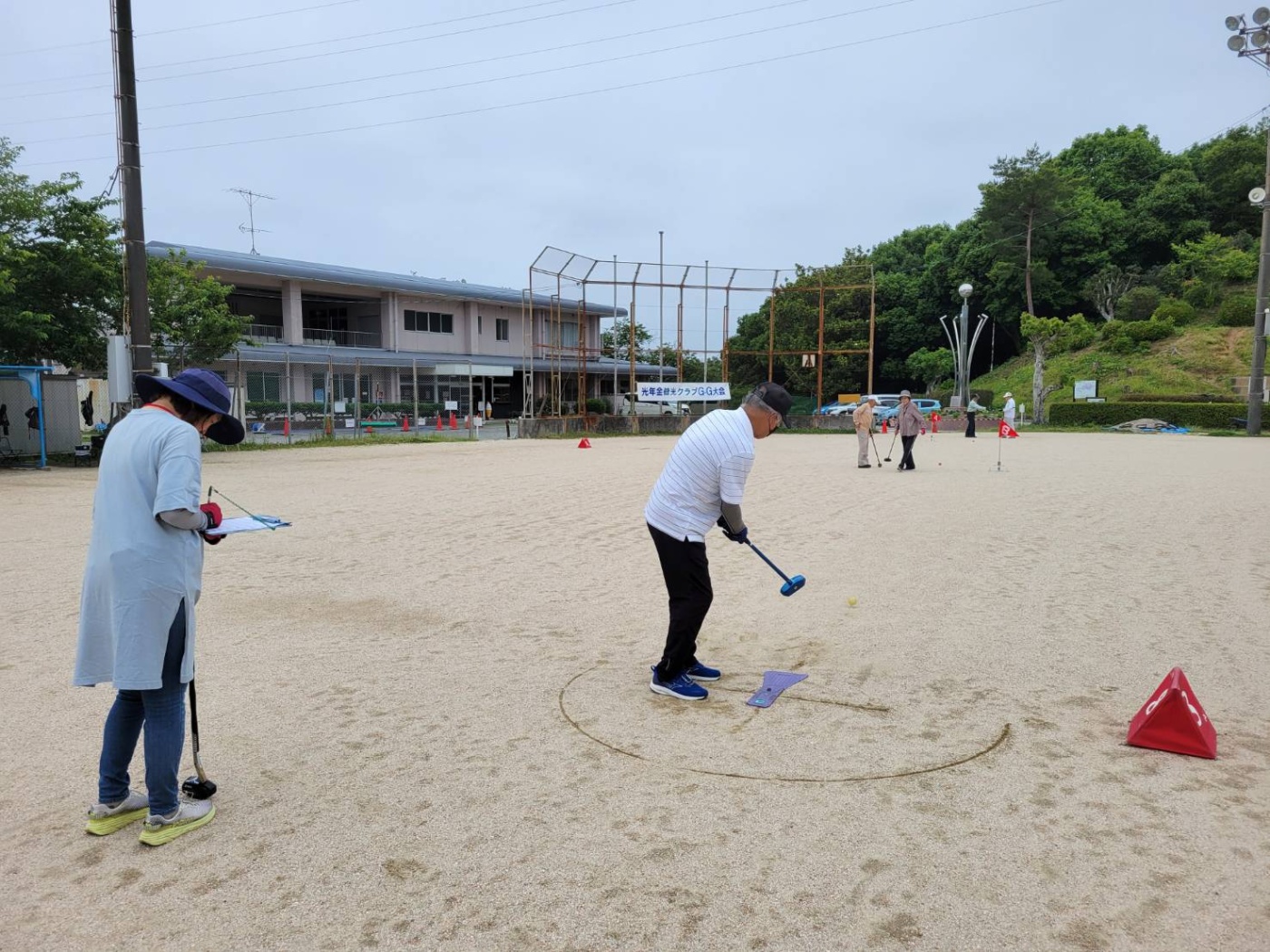 「暑さにも負けず～✌️」関連画像